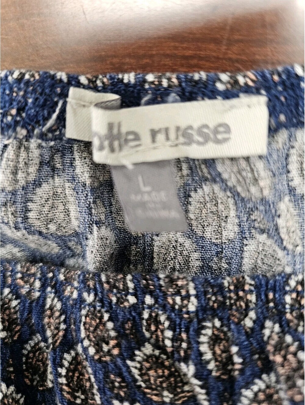 Charlotte Russe Womens Large Navy Blue Paisley Print Boho Crochet Trim Top - Picture 4 of 7
